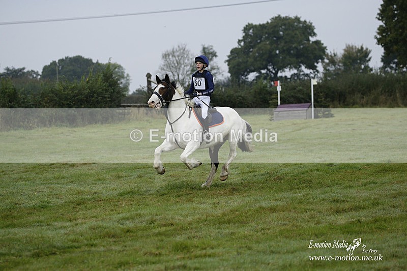 WWHT 171021 0213 - Novice Restricted (0.80m)  17/10/21