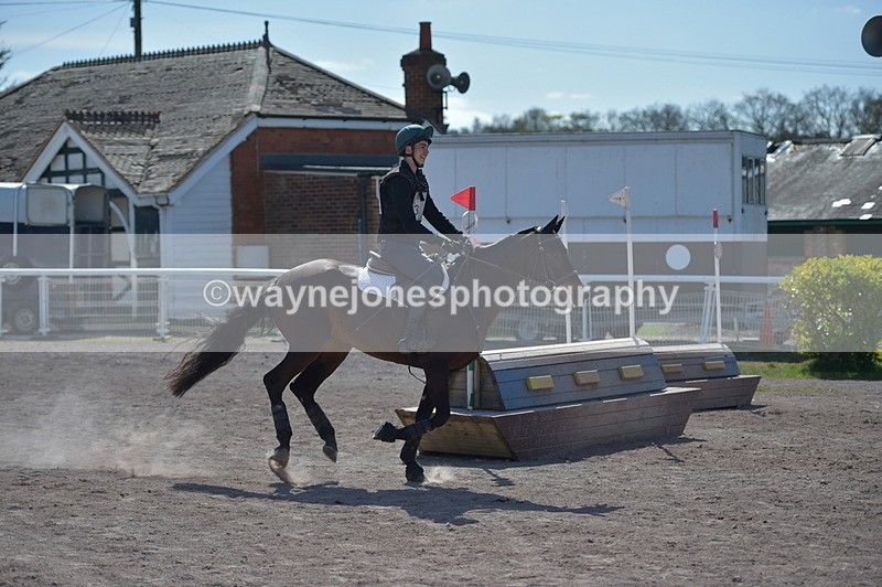 NGP_8464 - XC Time 13:35 to 13:40