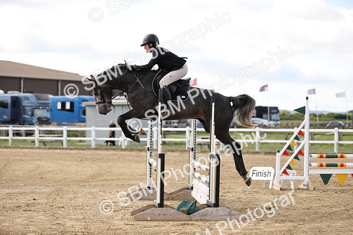 SBM_001831 - Class 8 - Clear Round