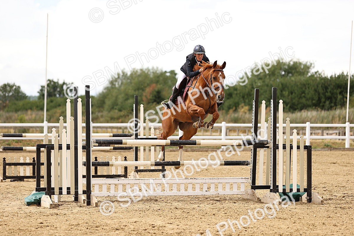 SBM_026942 - Class 13 - Senior Newcomers - 1.10m