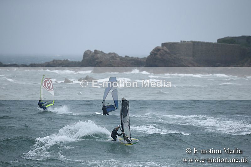 WS 150913-234 - Windsurfing