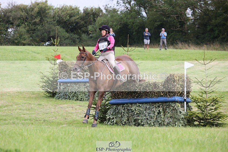 240831A-115347-02157 - 109-Philippa.Watkins-CT.AURENDA