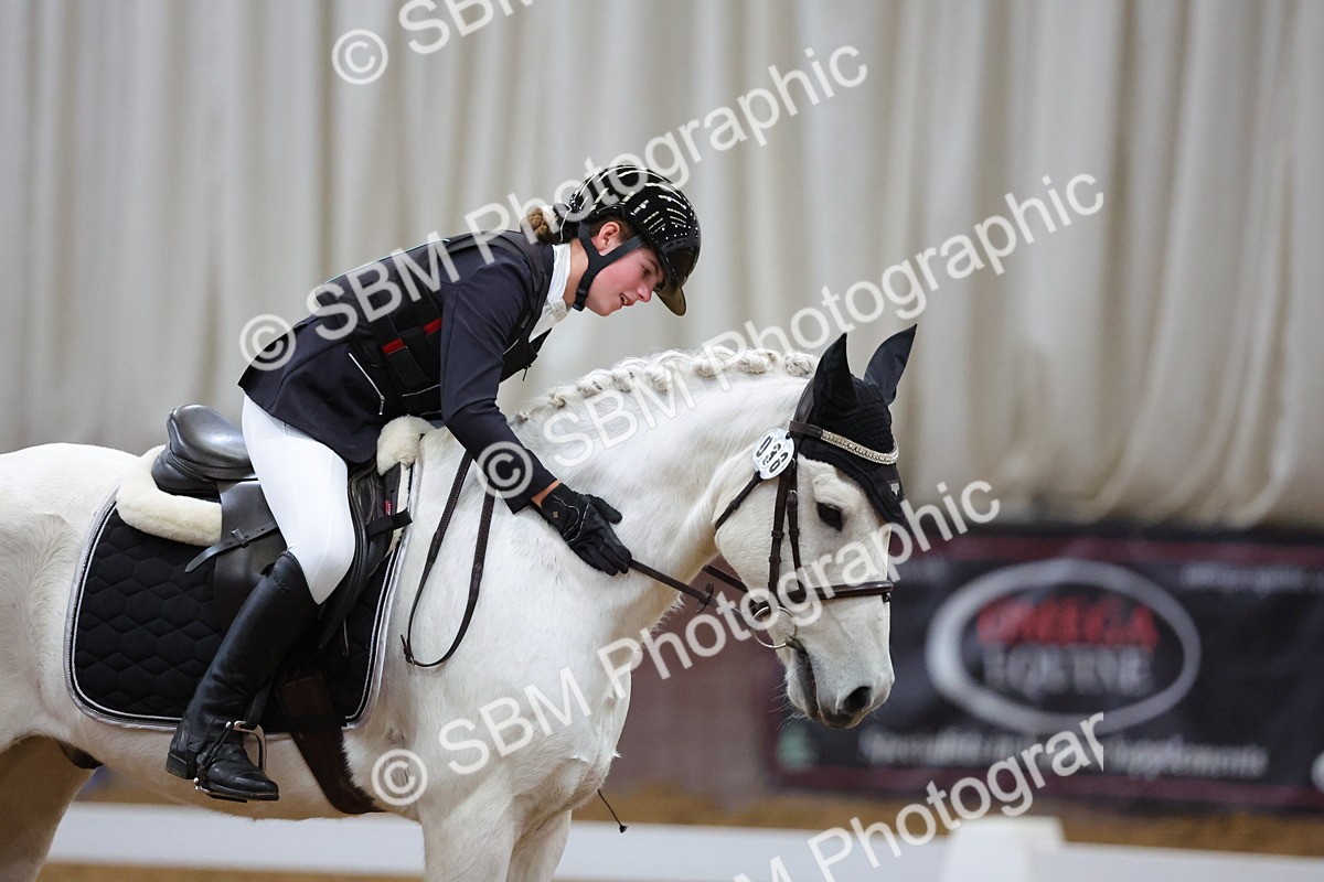 SBM_000086 - Class 2 - Intro 3 Championship - 8.51-9.47