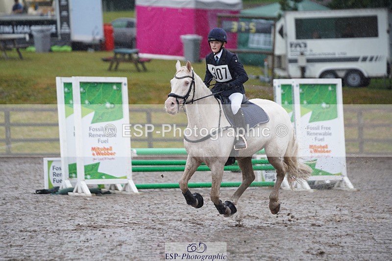 240824X-083006-20258 - 70cm Round 1 8.30 to 9.30