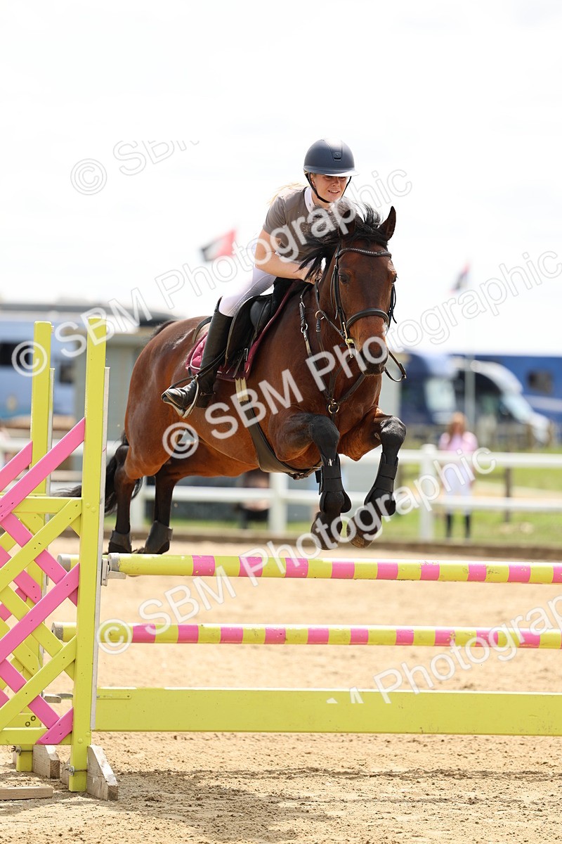 SBM_005086 - Class 18 - Senior 1.05m Open