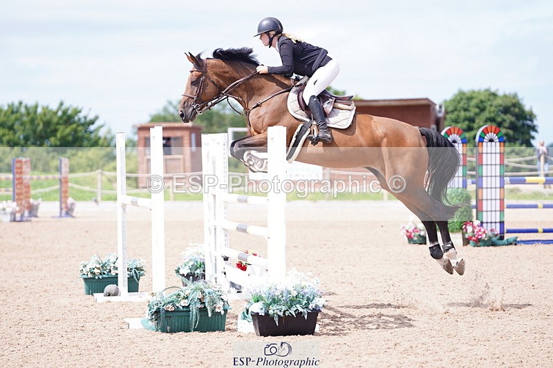 240802A-113956-03862 - Cls 16 Snr 1.20m Open