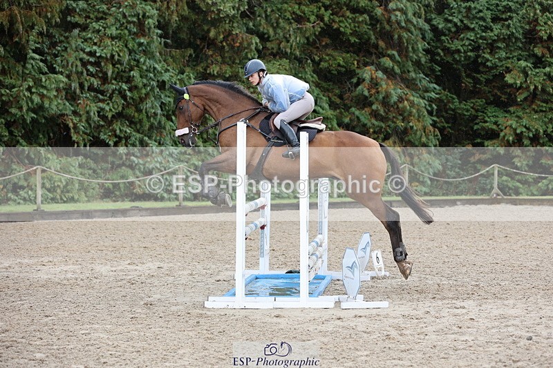 250831A-134434-10353 - Cls 42 Snr 1m Grand Prix