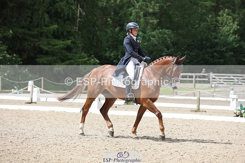 240524-113204-08373 - 269-EMERALD_KATIE-Isabelle_Cook