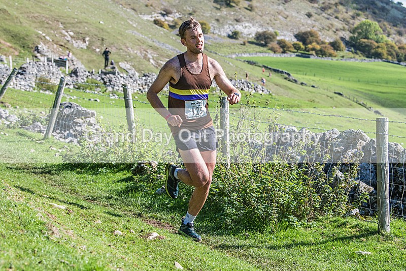 Ilam-477 - Ilam Three Peaks Fell Race (Limestone Series) Sunday 28th September 2025