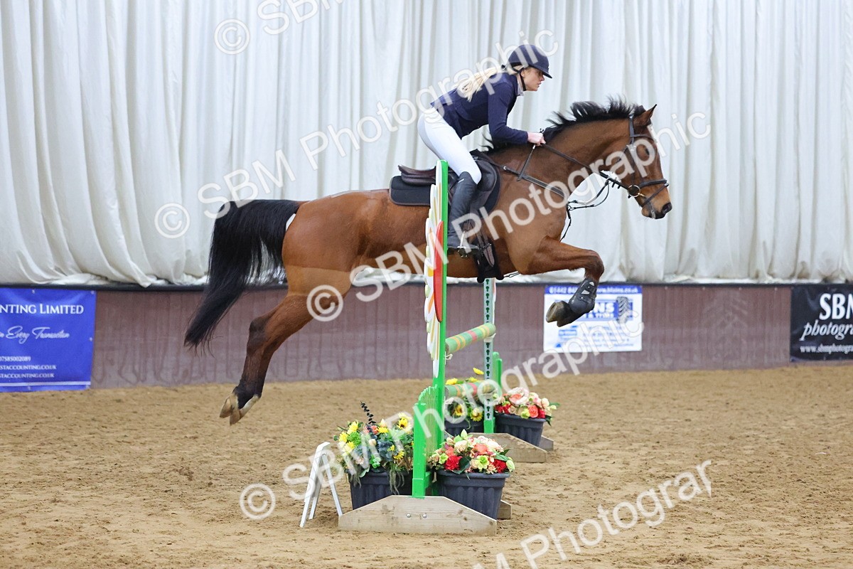 SBM_001573 - Class 14 - Nupafeed Supplements Senior Discovery/ 1m Open - First Round (1.00m)