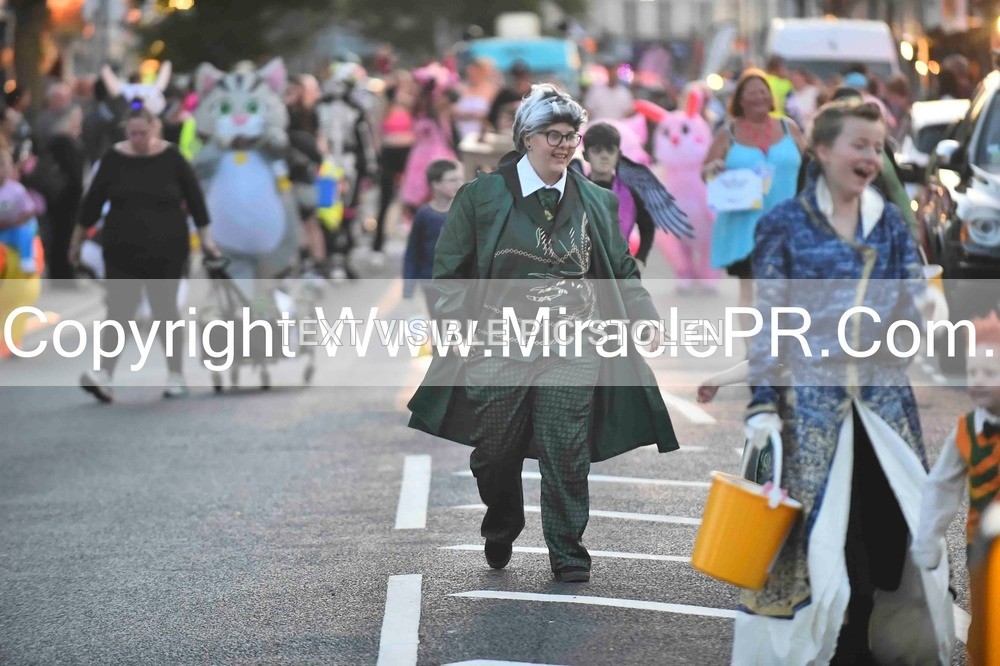 SH4_4035 - Carnival Procession.