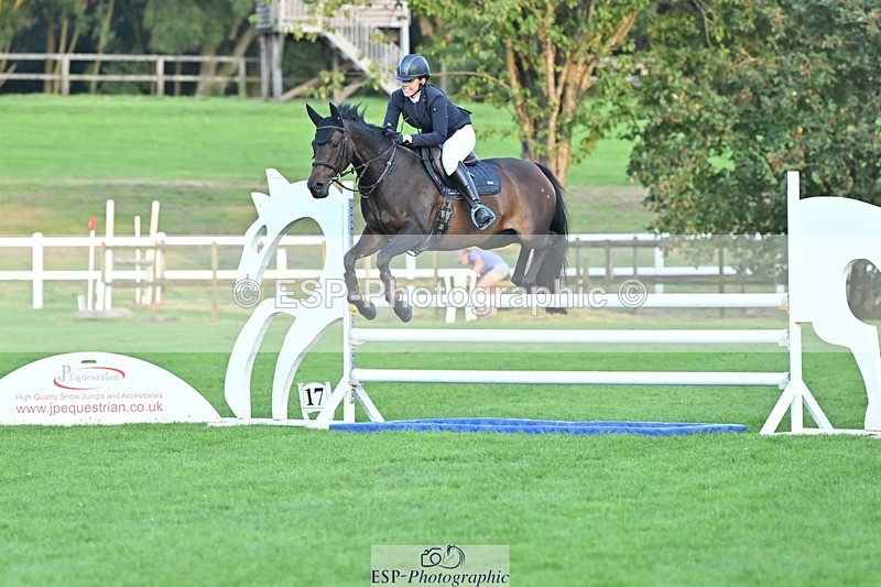 230909-185205-08153 - Cls 14 Snr 1m Derby