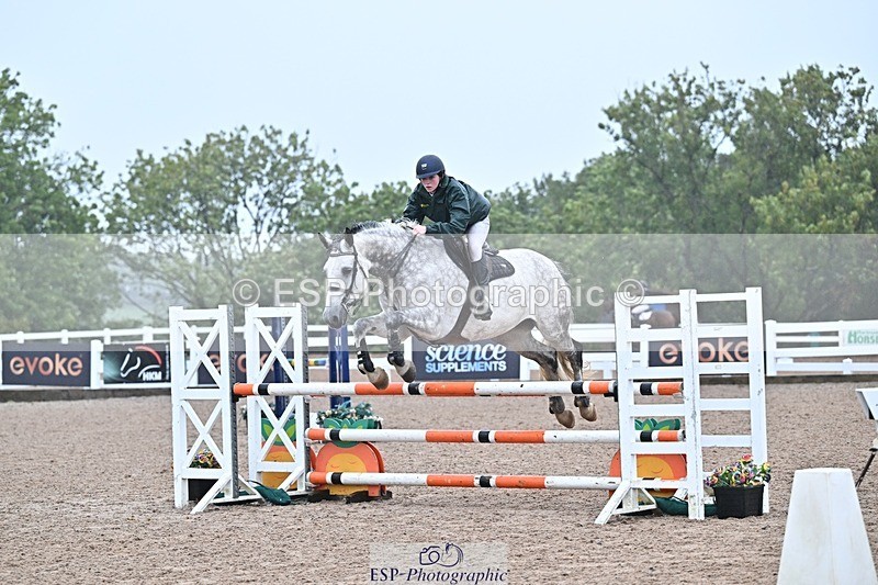 250914-123838-08851 - Cls 36 1.05m Amateur Quali