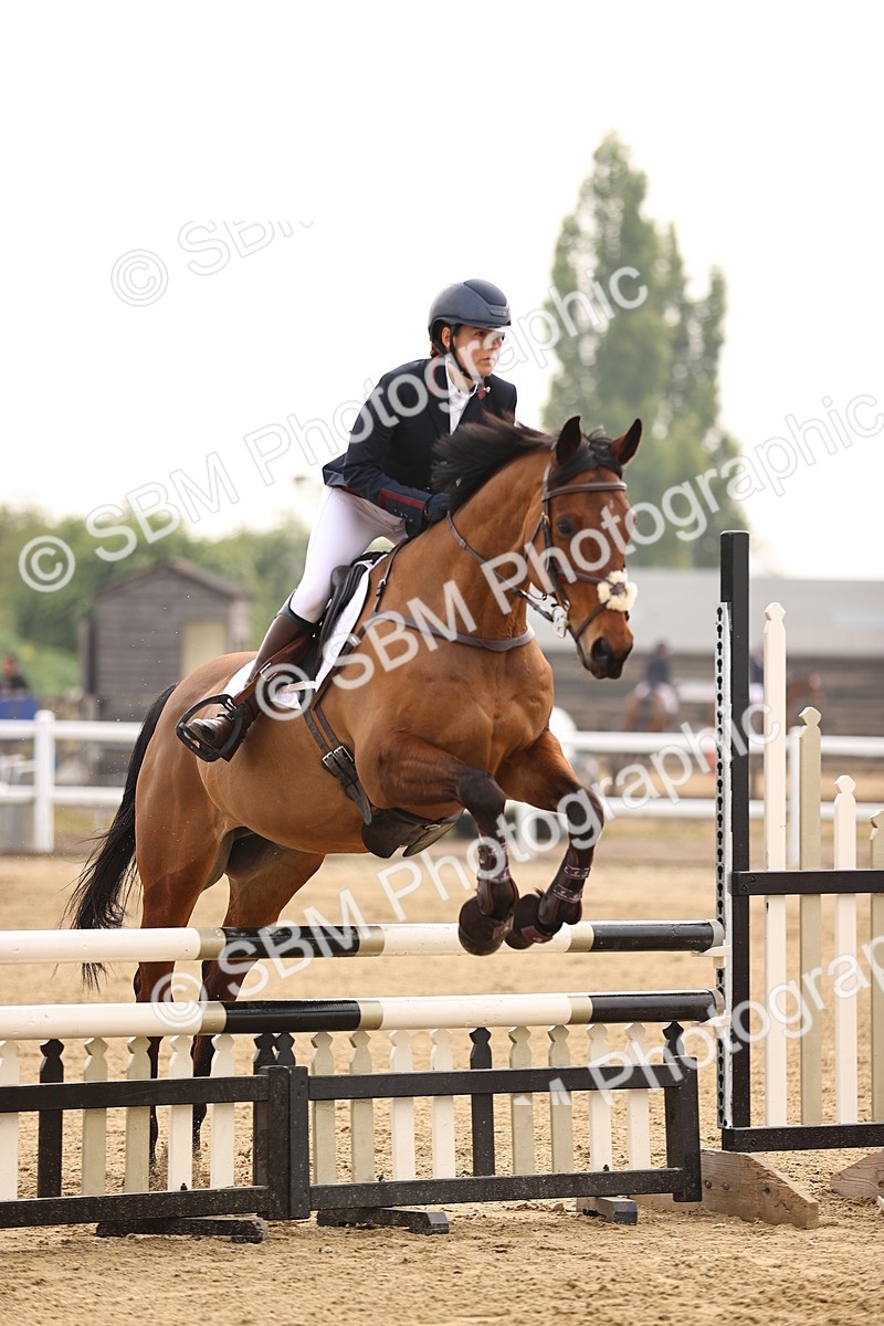  - Class 15 - Senior British novice - 90cm
