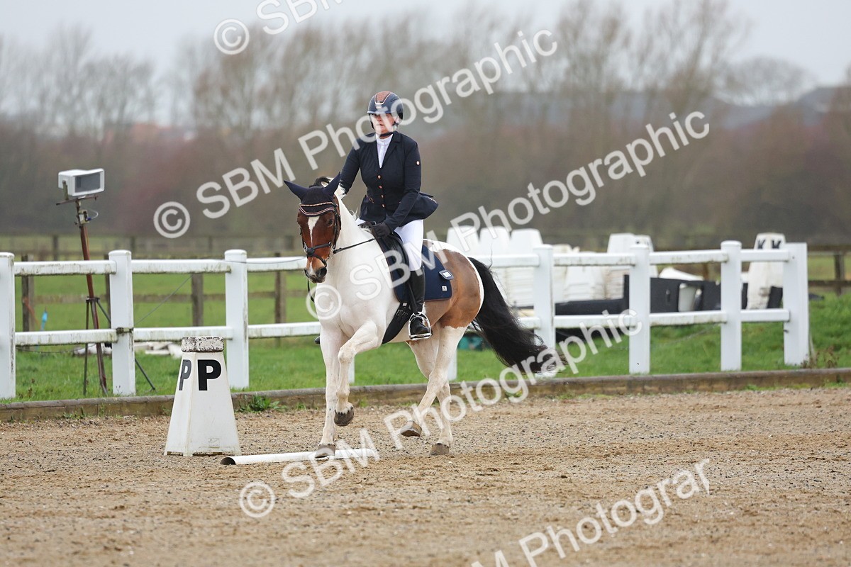 SBM_002919 - Class 6 - Novice 4