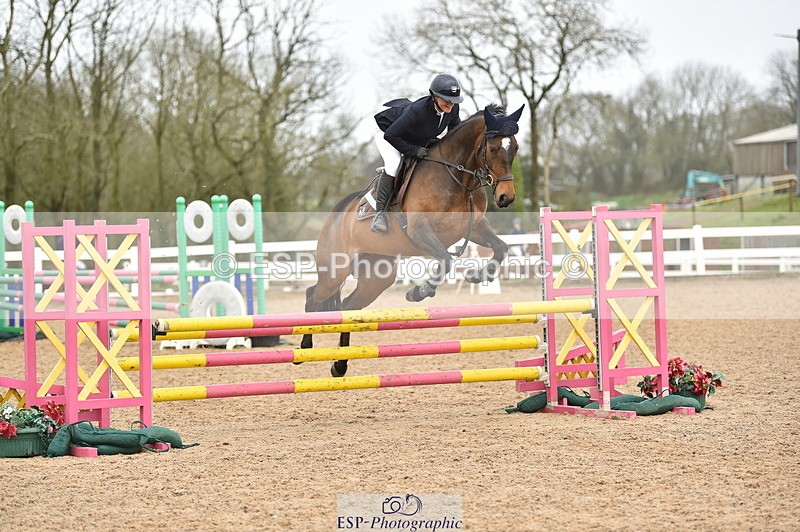 240405A-102502-00479 - Cls 8 British Novice and 90cm Open