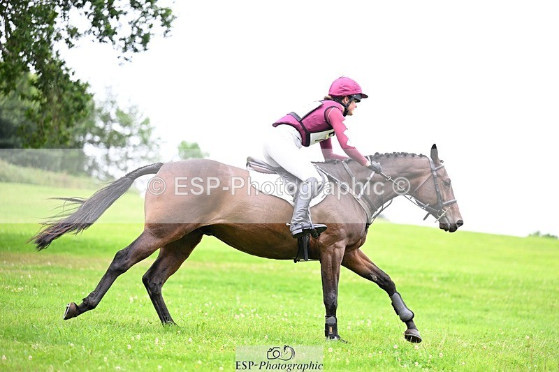 240803-123610-04086 - 077-Georgie_Selley-VICARSTOWN_VICTOR