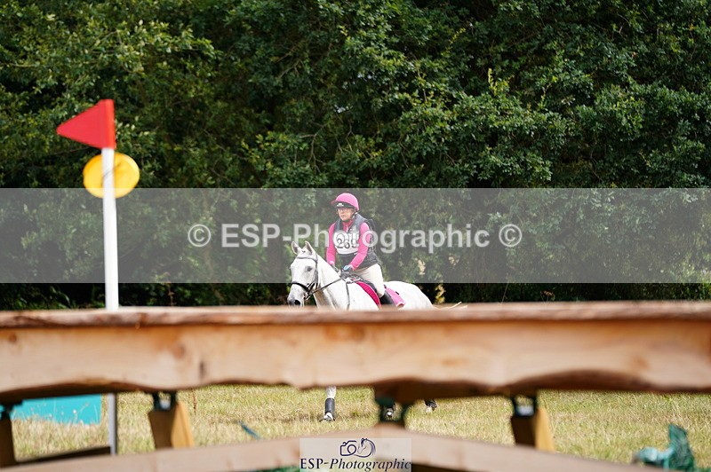 250802A-151608-07240 - F-269-Essie.Barker-BLOODY.NORA