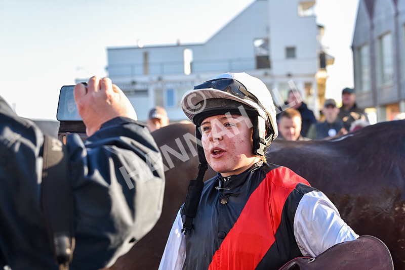 191223-Race 1-Blue Bikini-8829 - Race 1