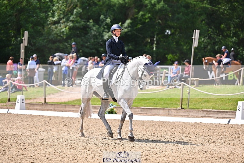 250523A-120028-06710 - C-277-Amelia.White-WEDDING.DAY