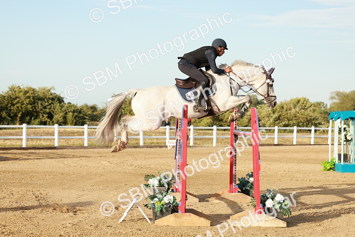 SBM_009090 - Class 6 - National 1.30m 1.40m Open Handicap