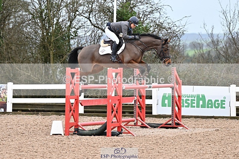 250129-120905-00304 - Cls 04 Snr Newc & 11.0m Open