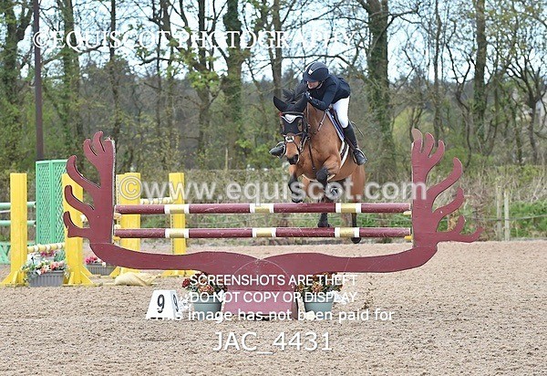 JAC_4431 - CLASS 10 SAT Senior Foxhunter/ 1.20m Open