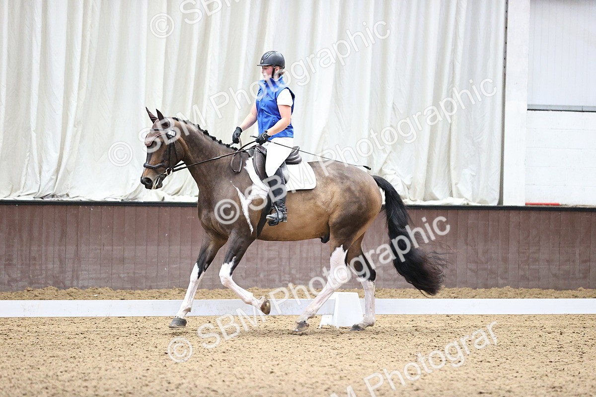 SBM_000498 - Novice 4 Warm Up