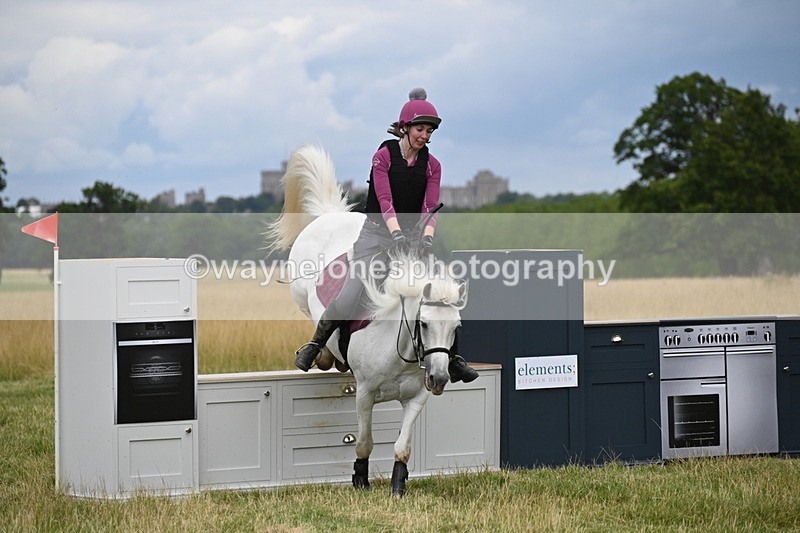 WJ6_4066 - Time at Jump 12:22 to 13:03