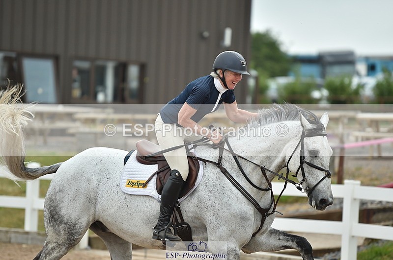 230611A-121230-05428 - Cls 34 1.05m Amateur Qualifier