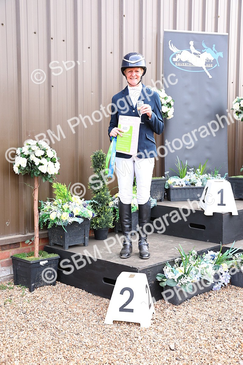 SBM_003977 - Presentations - cart