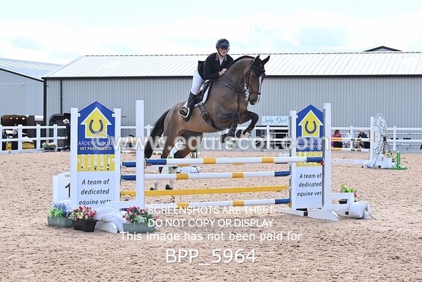 BPP_5964 - CLASS 10 THURS Nupafeeds Senior Dicovery/1m open