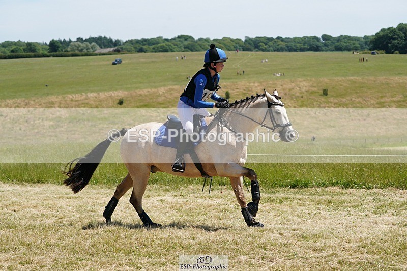 240629X-133942-3366 - 151-Issy_Baldock-CREGGS_DUN