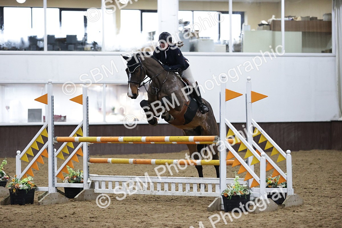 SBM_001140 - Class 4 - Senior Newcomers/ 1.10m Open