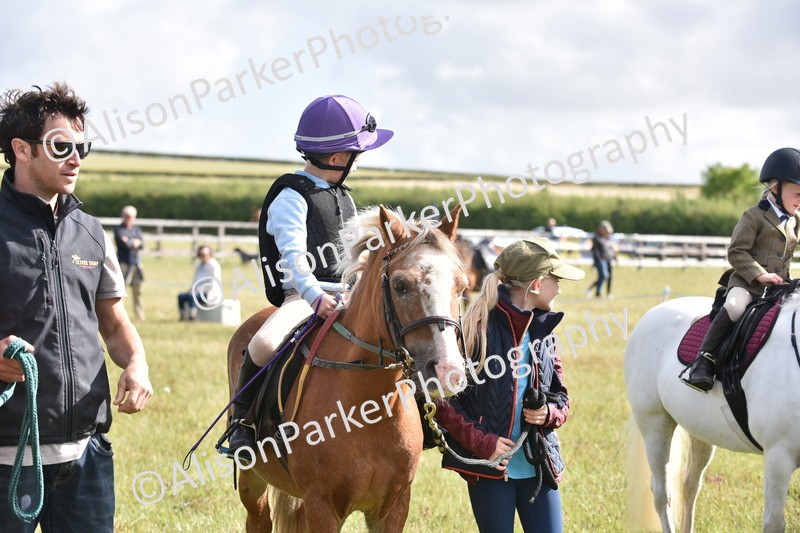 20250831-0398 - Class 6 - Minimus Jumping 30cm