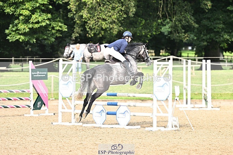 240818-092447-03386 - Cls 8A Snr British Novice