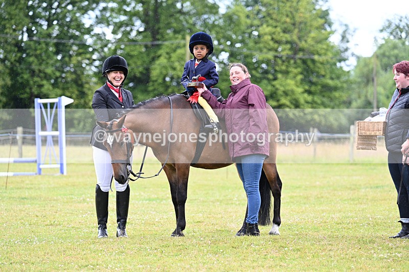 WJ7_4820 - Class 1 Lead Rein Pony
