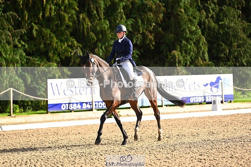 231021-144753-18791 - 255-CLOUDBERRY.BLUE-Isabelle.Downes-DR