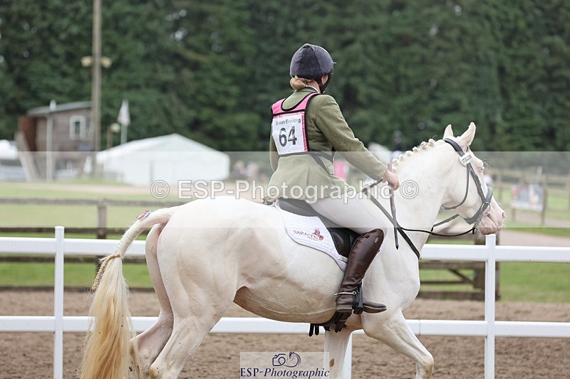 240803-104811-02000 - 064-Tabitha_Bluck-PENDANN_REEF