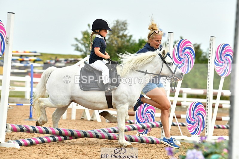 230609A-182037-02192 - Jolly Jumps Ride and Run