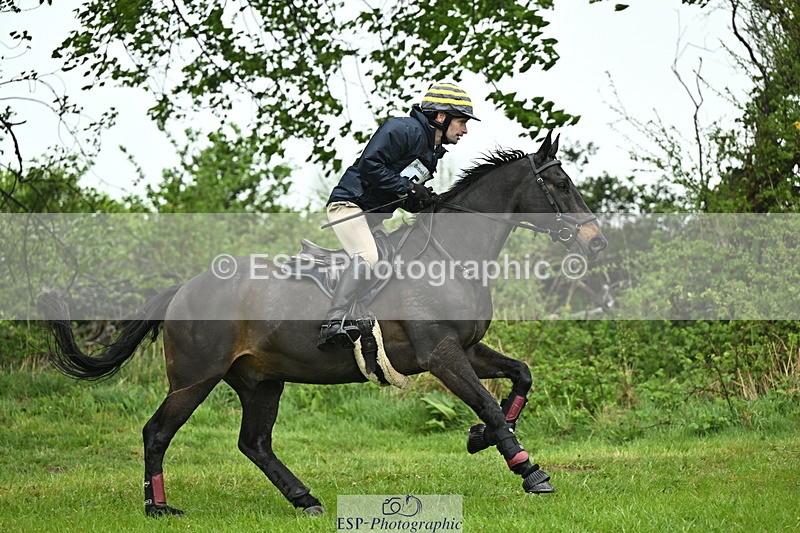 250418-102709-01436 - 051-Alex.Jupp-CARRY.ON.REGARDLESS