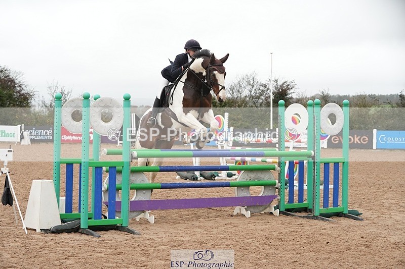 251109-111344-03505 - Cls 20 Newcomers and 1.10m Open