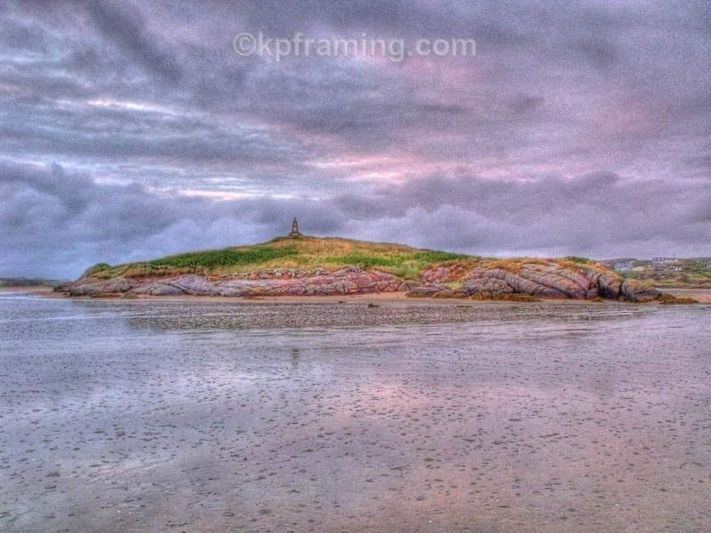 Kincasslagh Bay  Monument Island - villages , piers, light houses, donegal beaches ,