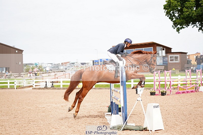 240803A-141508-08434 - Cls 38 1.05m Amateur Qualifier