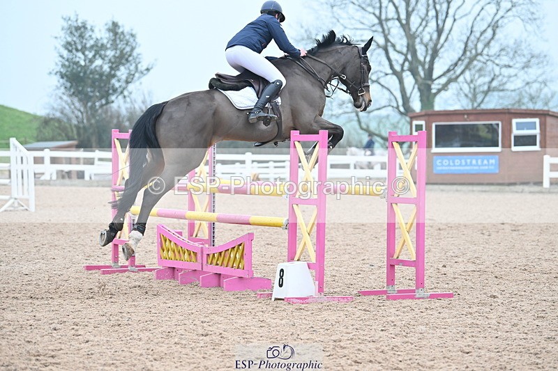 240113A-132558-02191 - Cls 12 Newcomers and 1.10m Open