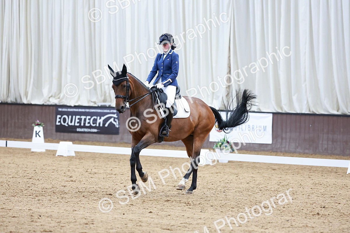 SBM_017889 - Class 15 - FEI Junior