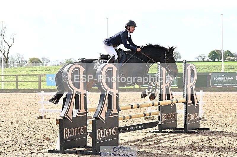 250416-100954-00223 - Cls 1 British Novice and 90cm