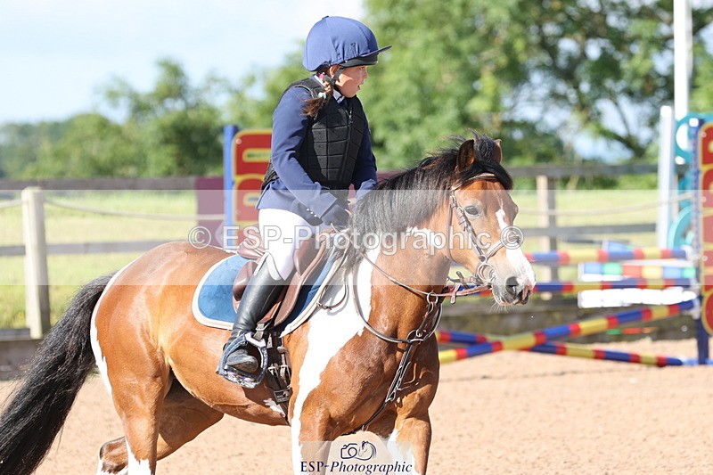 240714A-090740-01496 - Cls 1&2 128cm 10yrs & 70cm Open