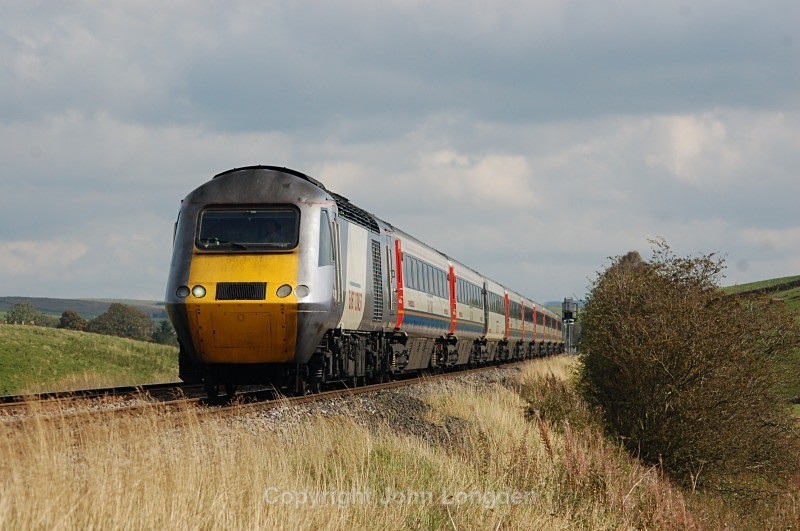 25.9.11 - 43306 & 43074 1S05 09.00 York - Edinburgh, Throp - Tyne Valley (west to east)