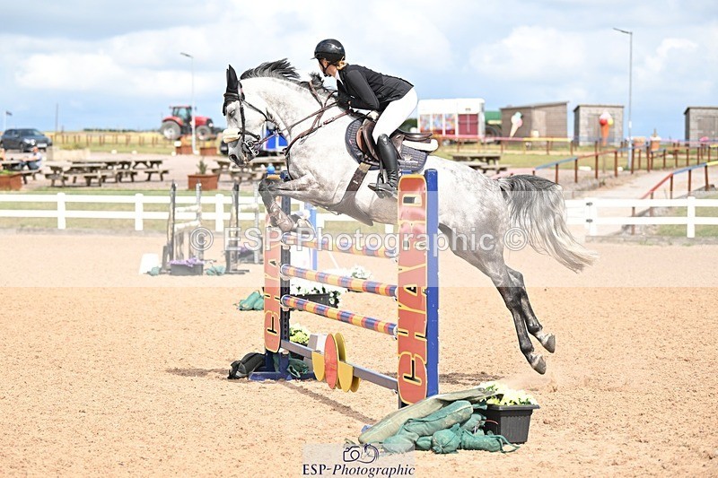 250723-153827-01180 - Cls 6 Foxhunter and 1.20m